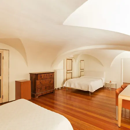 بيت ضيافة Palazzo Cicala 3*