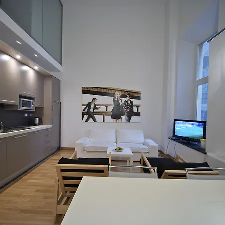 Palazzo Cicala بيت ضيافة