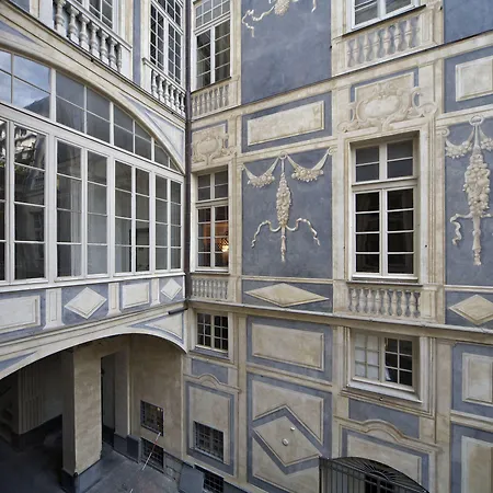 بيت ضيافة Palazzo Cicala 3*