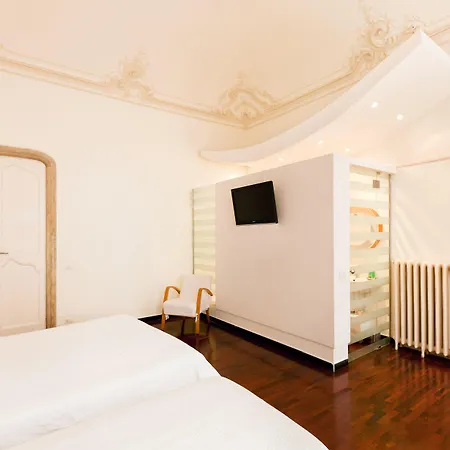 Palazzo Cicala 招待所 3*