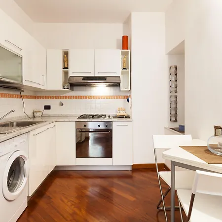 Palazzo Cicala 招待所 3*