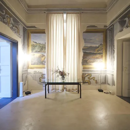 Palazzo Cicala 招待所 3*