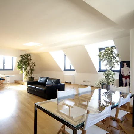 Palazzo Cicala 3*