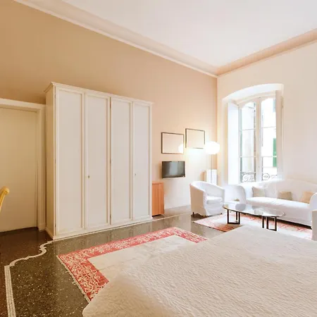 Palazzo Cicala 3* Genua