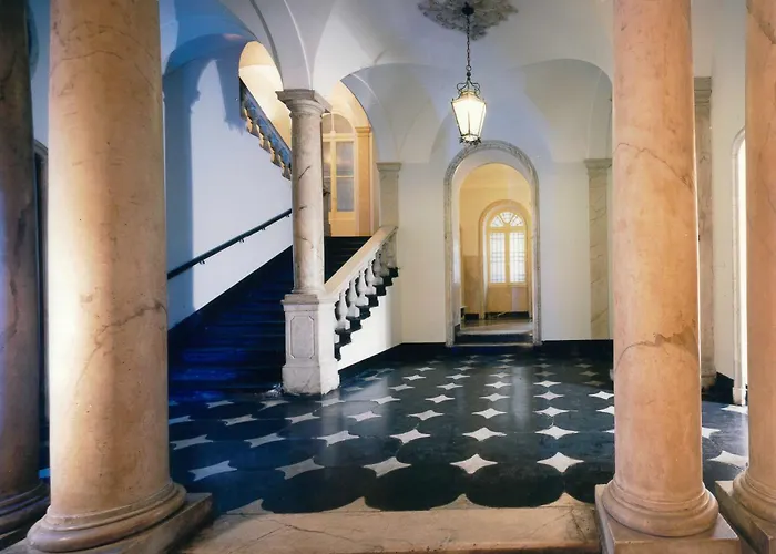 Palazzo Cicala 3* Genua